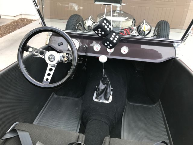 1923 Brown Ford Model T Coupe