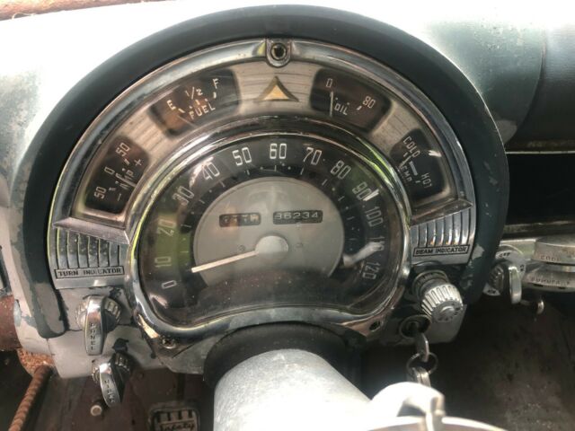 1953 Chrysler Windsor Sedan