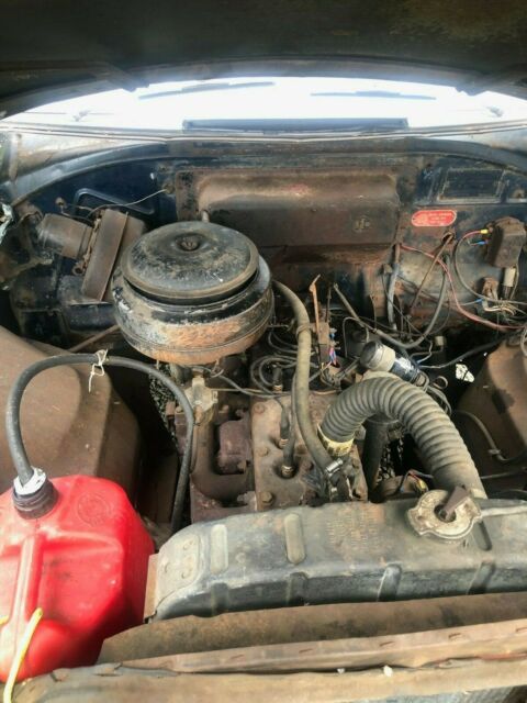 1953 Chrysler Windsor Sedan