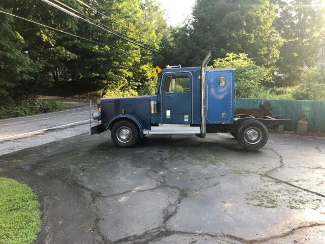 1993 Blue Dodge Other Freightliner