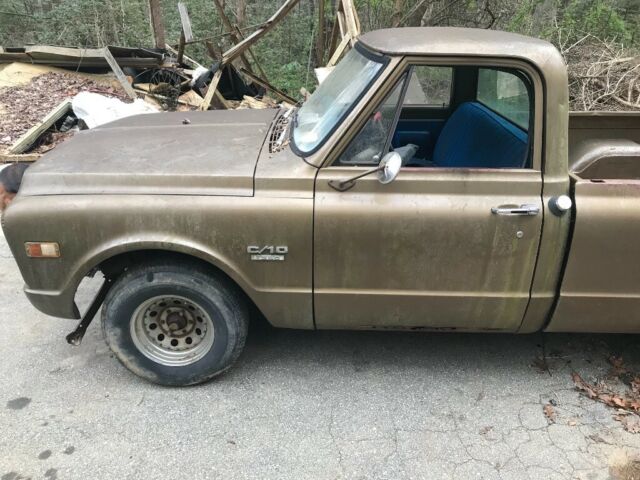 1970 Gold Chevrolet C-10 Standard Cab Pickup