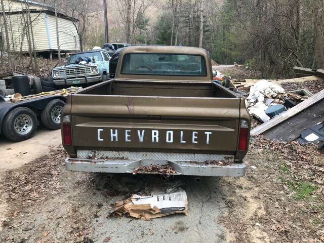 1970 Gold Chevrolet C-10 Standard Cab Pickup