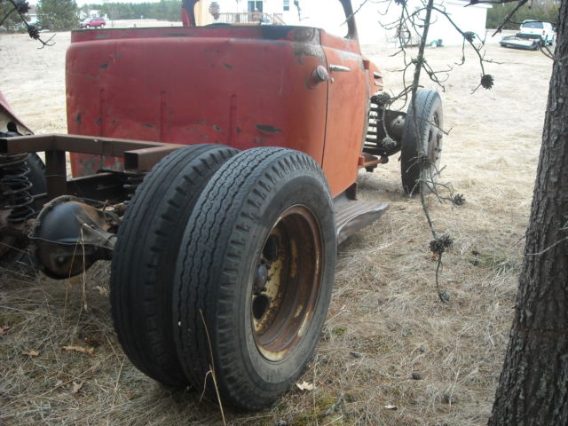1948 Ford F-100