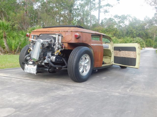 1962 Patina w/Flames Volkswagen Beetle - Classic Coupe