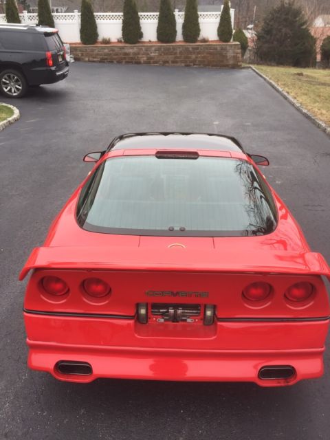 1987 Red Chevrolet Corvette Coupe