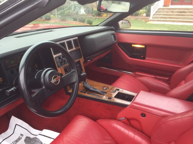 1987 Red Chevrolet Corvette Coupe