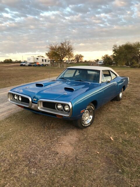 1970 Blue Dodge Coronet 2 door post