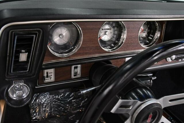 1971 Red Oldsmobile 442 Convertible