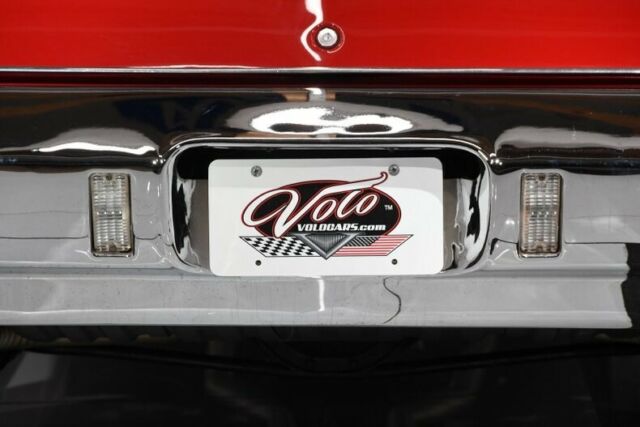 1970 Red Oldsmobile 442 Hardtop