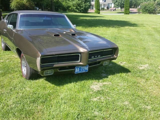1969 Expresso Brown Pontiac GTO Hardtop