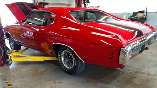 1970 Red Chevrolet Chevelle Coupe