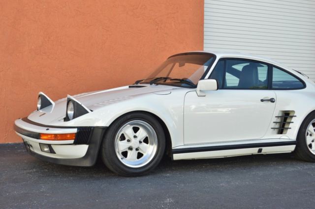 1987 Grand Prix Weiss Porsche 911 Coupe