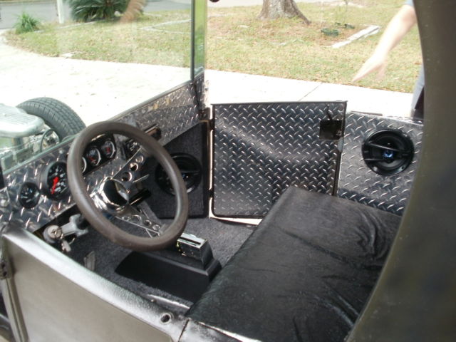 1923 black Ford Model T Coupe