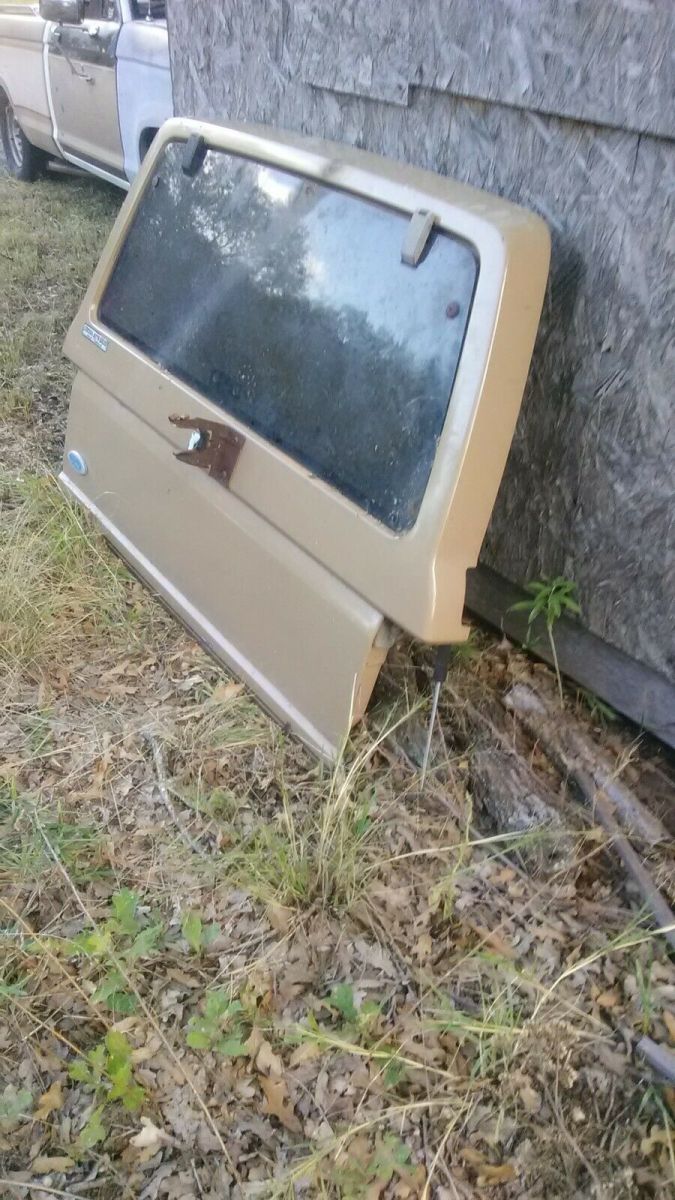 1984 Tan Ford Bronco II SUV