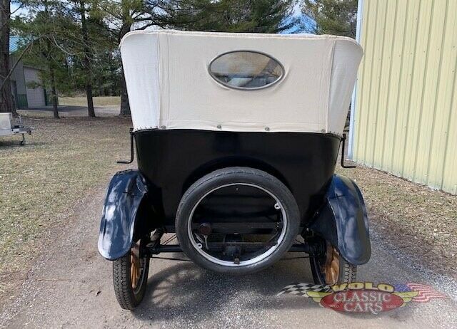 1917 Black Chevrolet Model 490 --