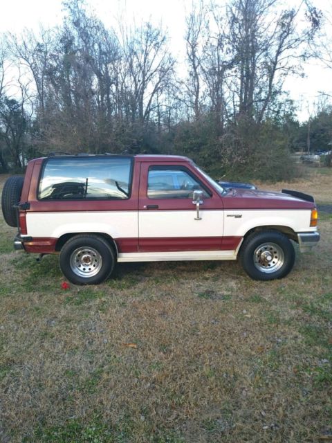 1989 Burgundy Ford Bronco II SUV