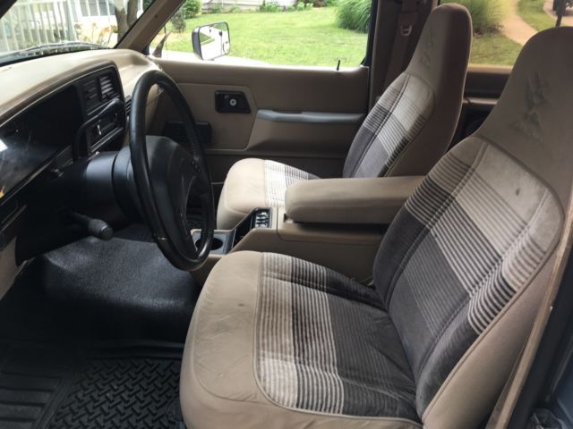 1989 Gray Ford Bronco II SUV