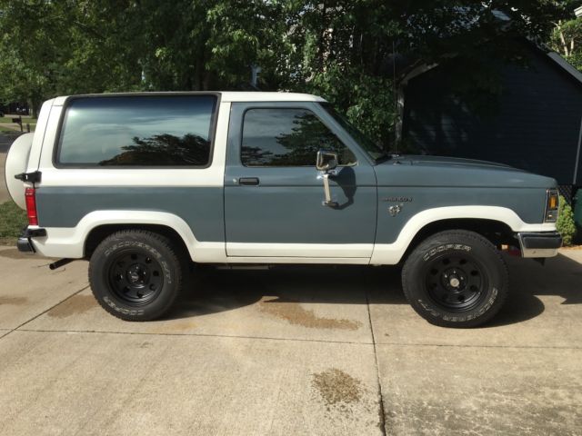 1989 Gray Ford Bronco II SUV