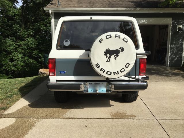 1989 Gray Ford Bronco II SUV