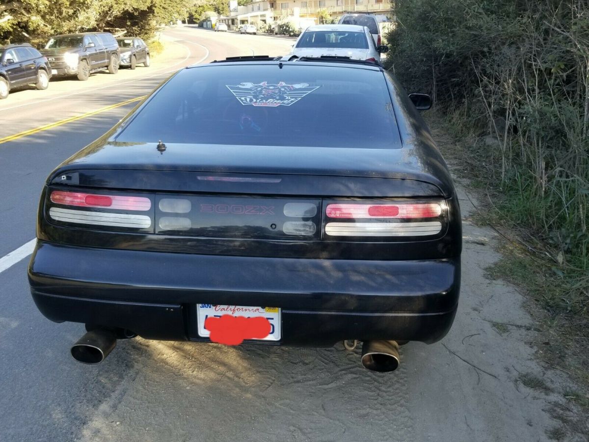1990 Black Nissan 300ZX Coupe