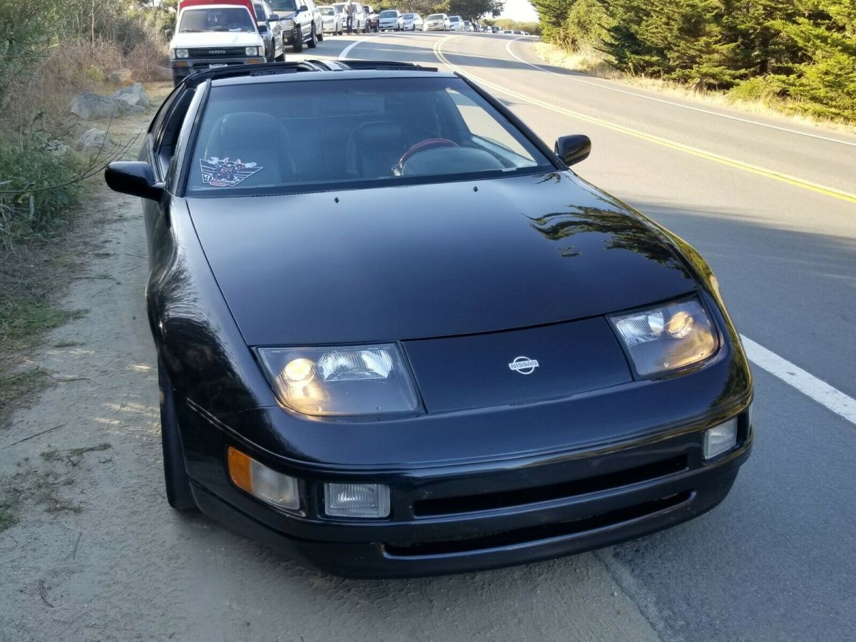 1990 Black Nissan 300ZX Coupe