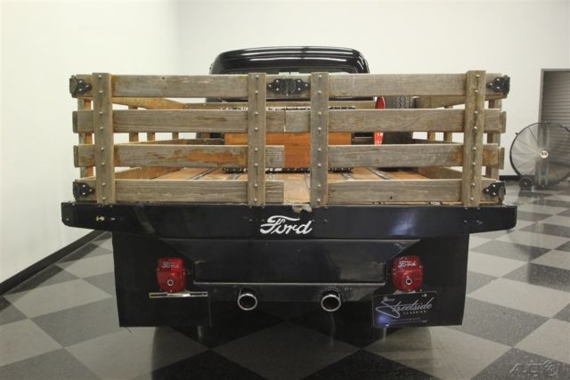 1955 Black Ford F-250