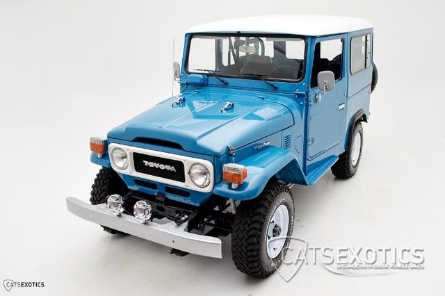 1979 Blue Toyota FJ Cruiser SUV