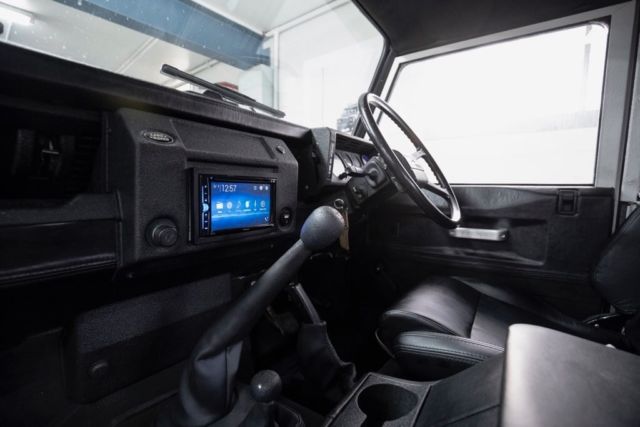 1990 White Land Rover Defender