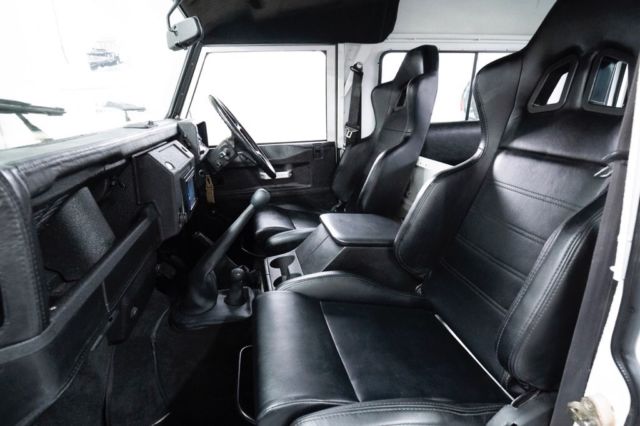 1990 White Land Rover Defender