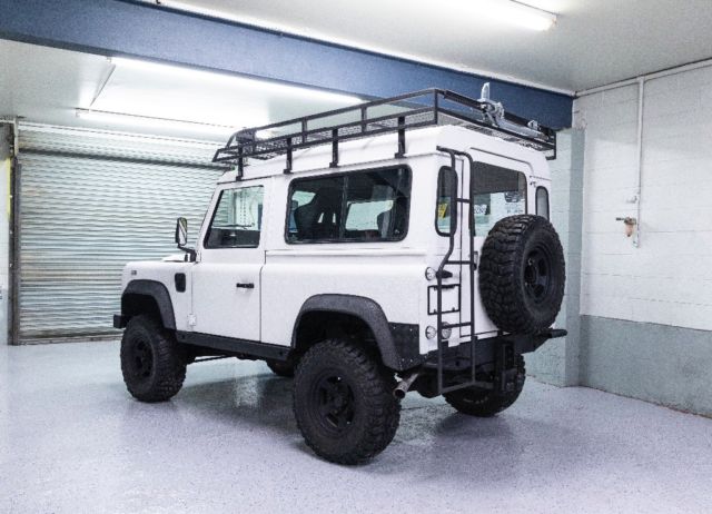 1990 White Land Rover Defender