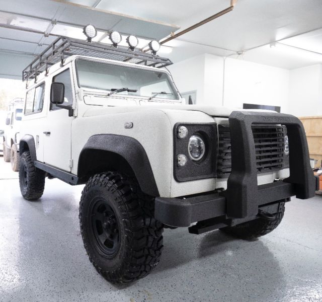 1990 White Land Rover Defender