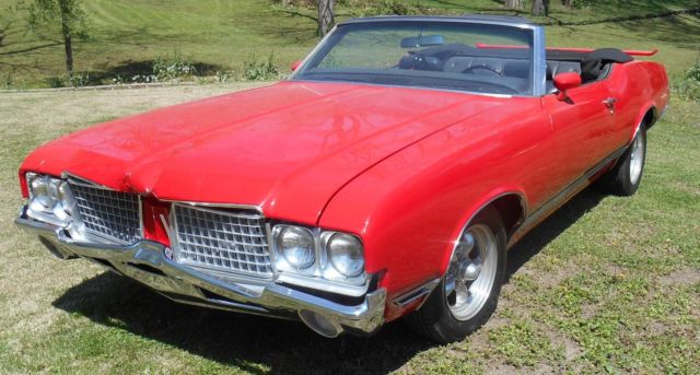 1970 Red Oldsmobile Cutlass Convertible