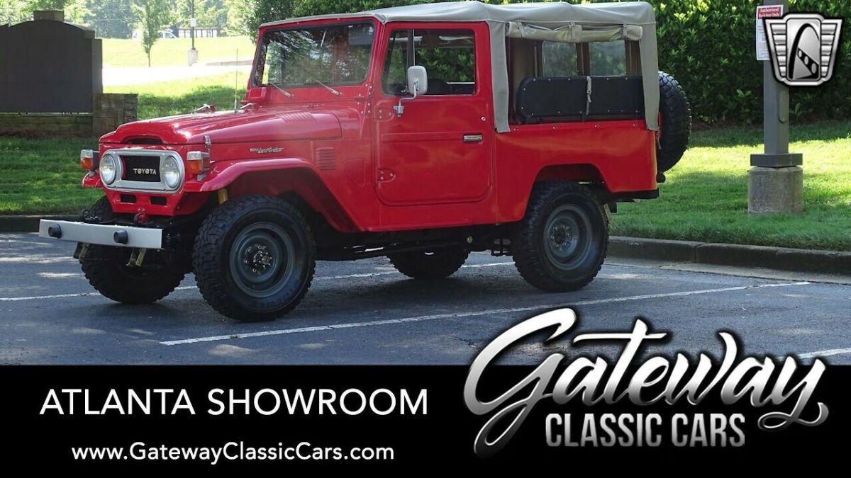 1979 Red Toyota Land Cruiser --