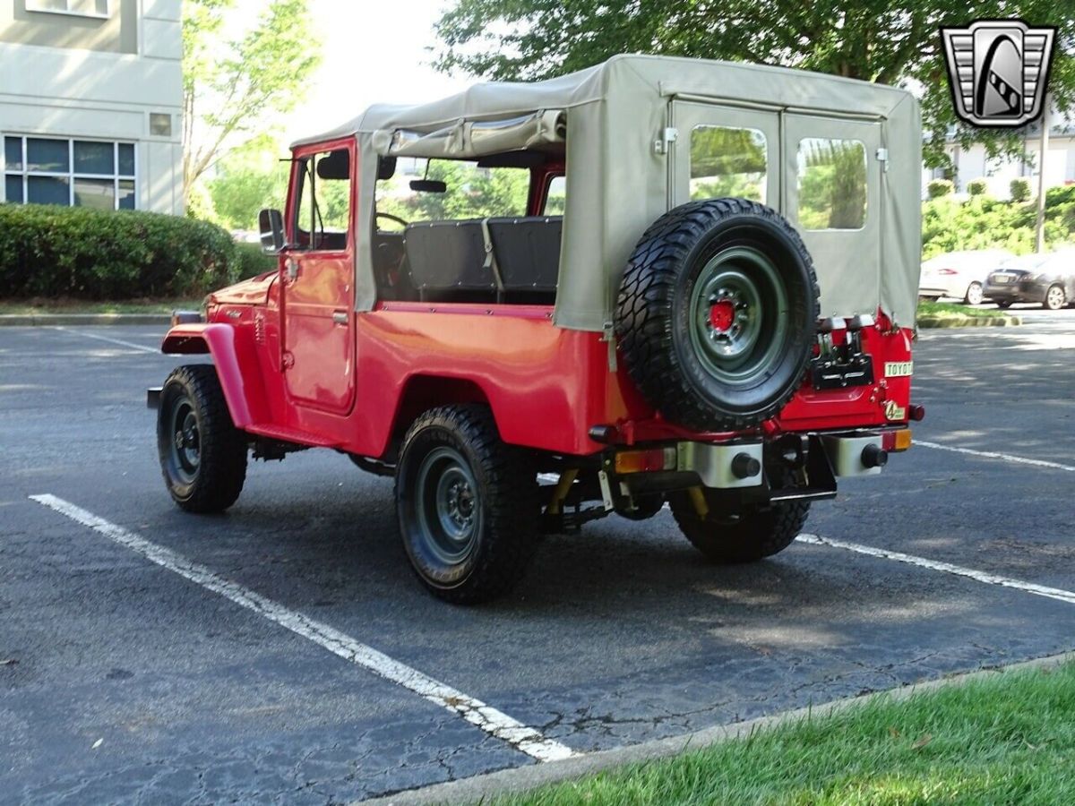 1979 Red Toyota Land Cruiser --