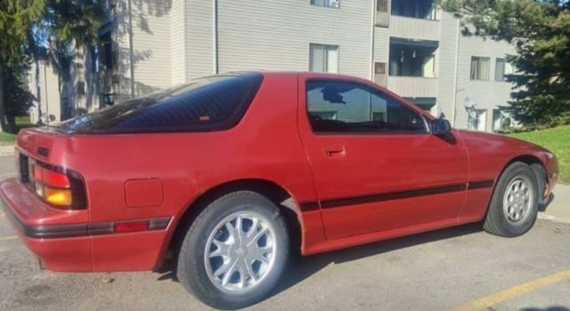 1986 Red Mazda RX-7