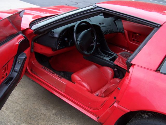 1993 Red Chevrolet Corvette Coupe