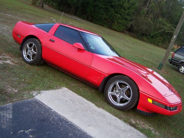 1993 Red Chevrolet Corvette Coupe