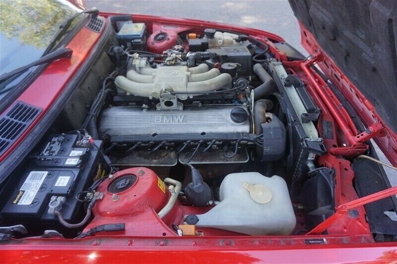 1990 Red BMW 3-Series --