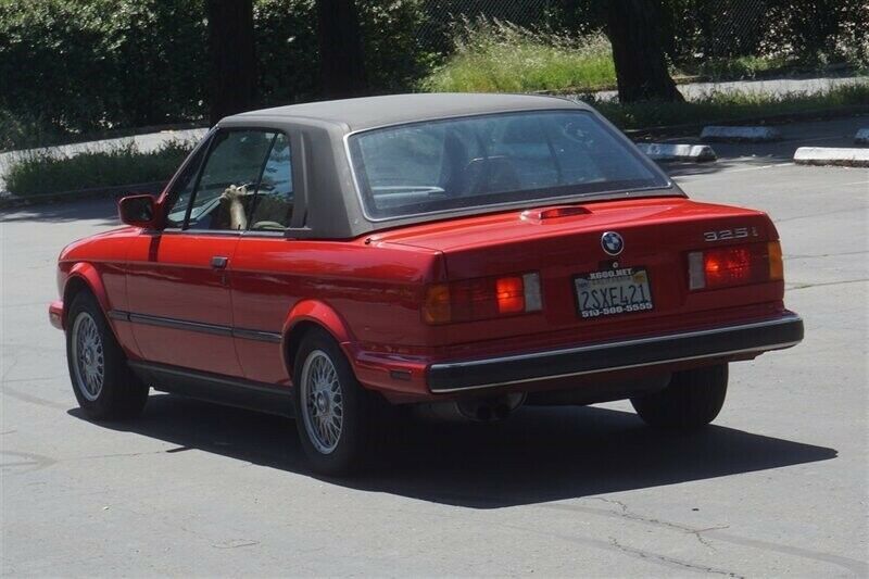 1990 Red BMW 3-Series --