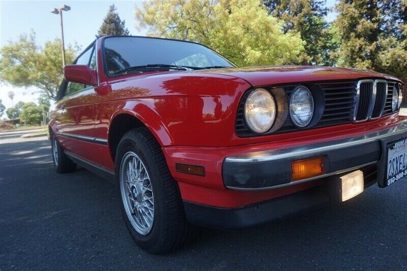1990 Red BMW 3-Series --