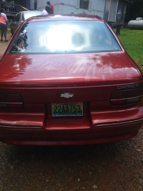 1992 Red Chevrolet Capriceold Sedan