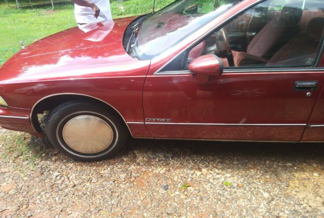 1992 Red Chevrolet Capriceold Sedan