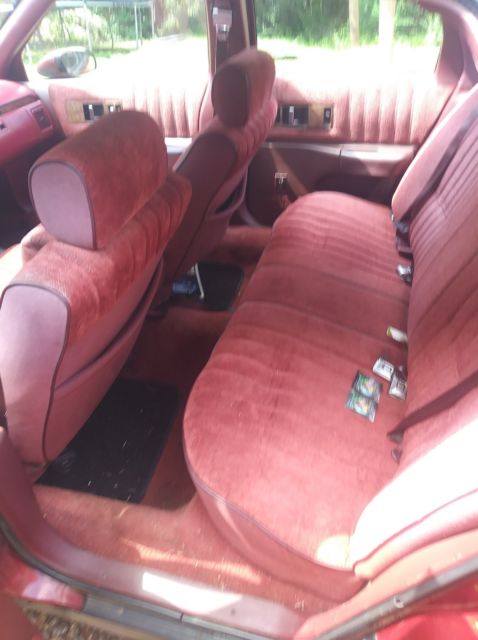 1992 Red Chevrolet Capriceold Sedan