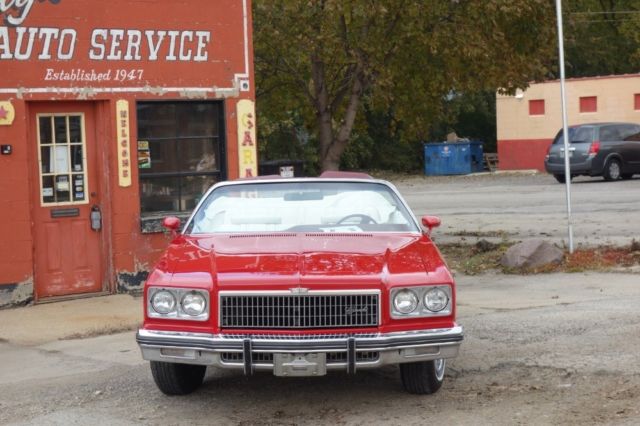 1975 Red Chevrolet Caprice Convertible