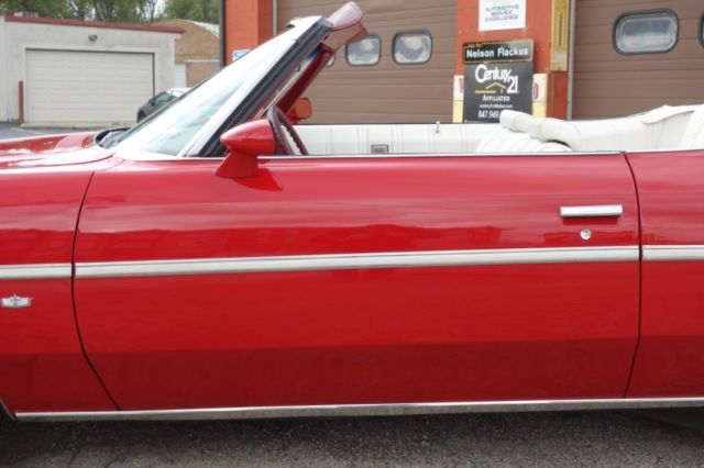 1975 Red Chevrolet Caprice Convertible