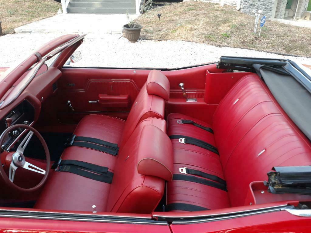 1970 Red Chevrolet Chevelle CV : Convertible