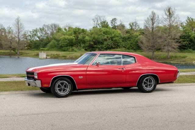 1970 Red Chevrolet Chevelle 2d : 2 Door Hard TOP