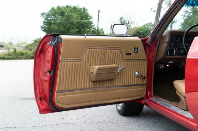 1970 Red Chevrolet Chevelle 2d : 2 Door Hard TOP