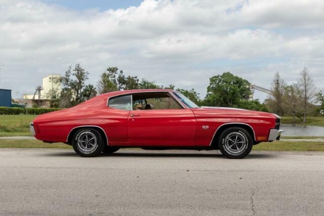 1970 Red Chevrolet Chevelle 2d : 2 Door Hard TOP