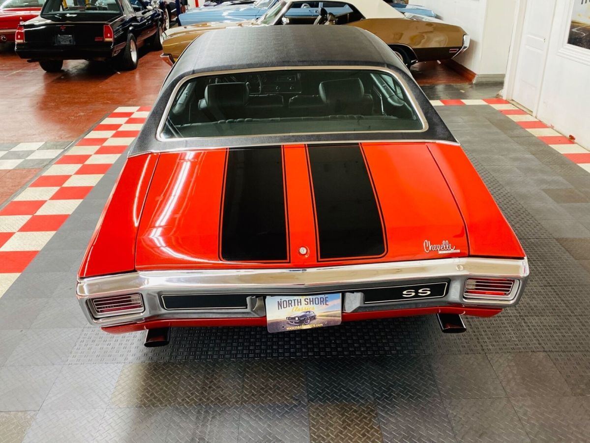 1970 Red Chevrolet Chevelle 2 Door